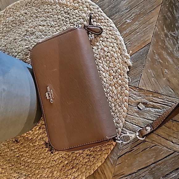 COACH wristlet wallet! - Picture 7 of 7